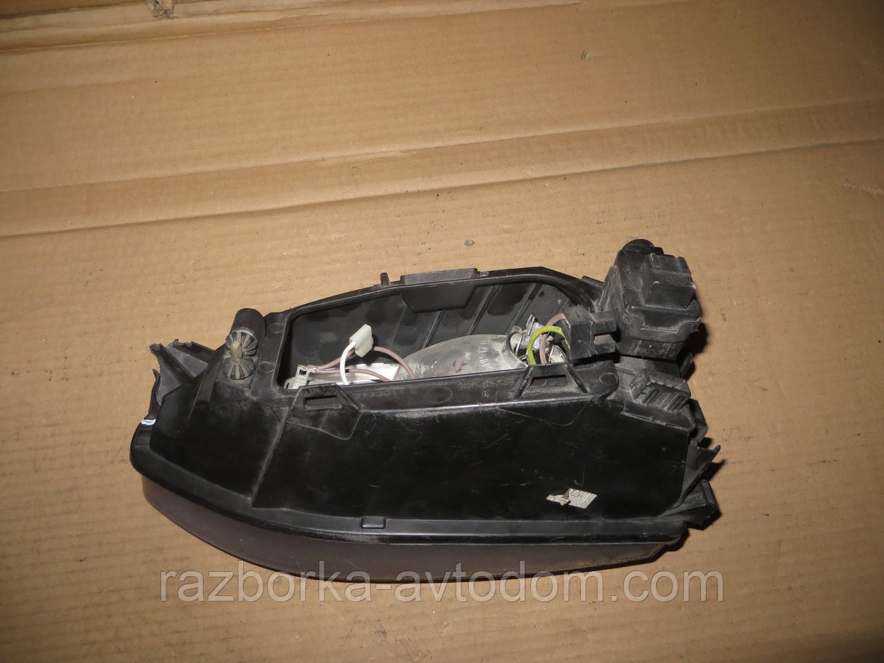 Фара передня права Fiat Palio (96-00) 46546246