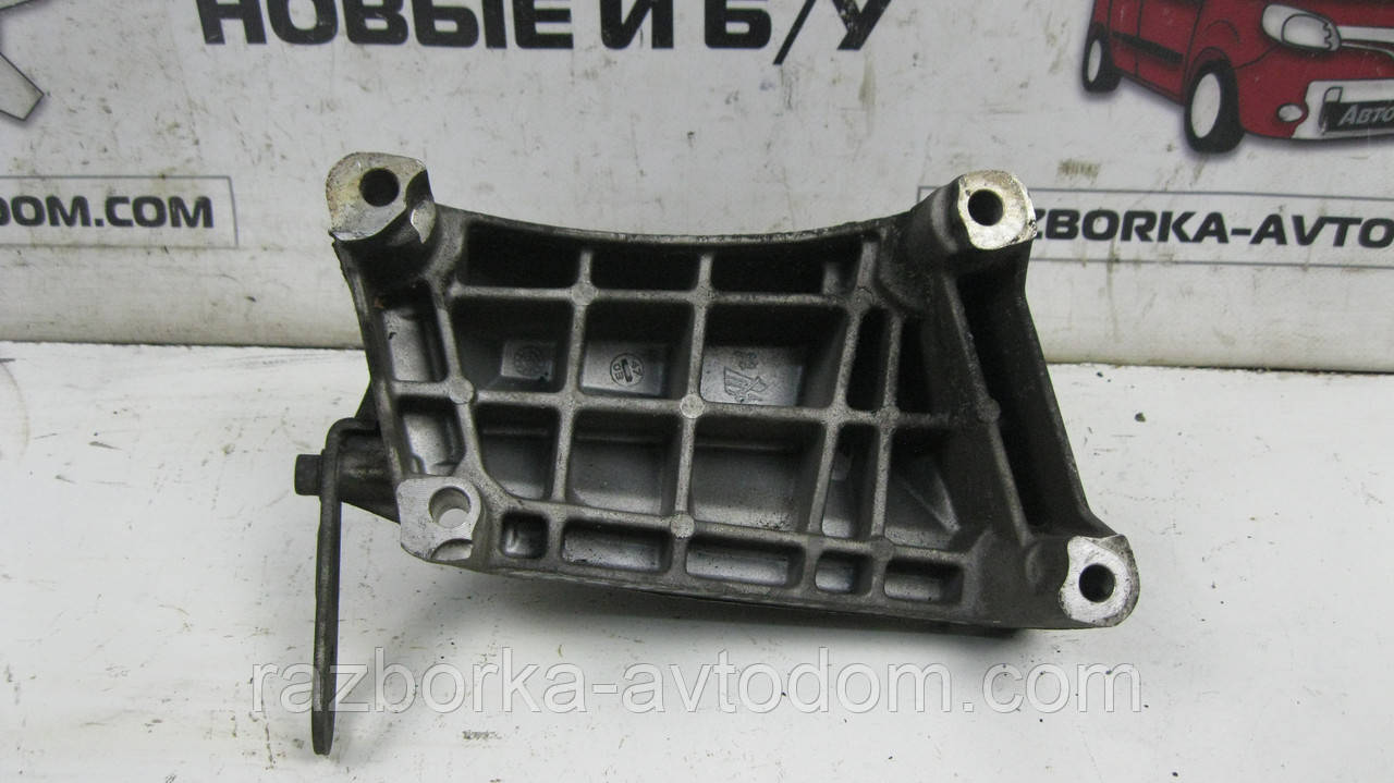 Кронштейн подушки двигуна правий Opel Corsa C (2000-2012), Combo (2001-2011) 1,3cdti OE:93188015 фото 2