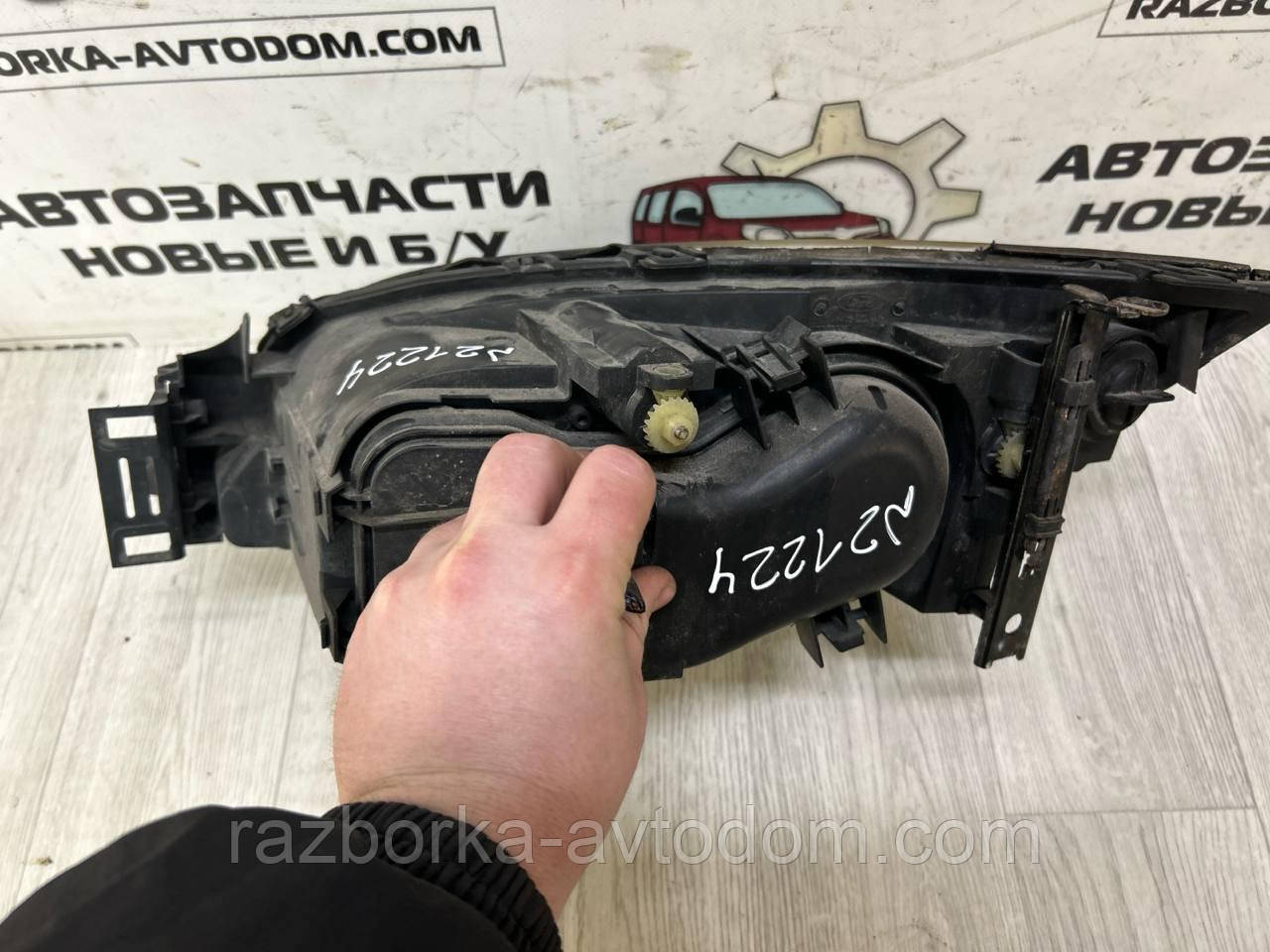 Фара передня права Ford Mondeo MK3 (03-07) OE:1s71-13005-am