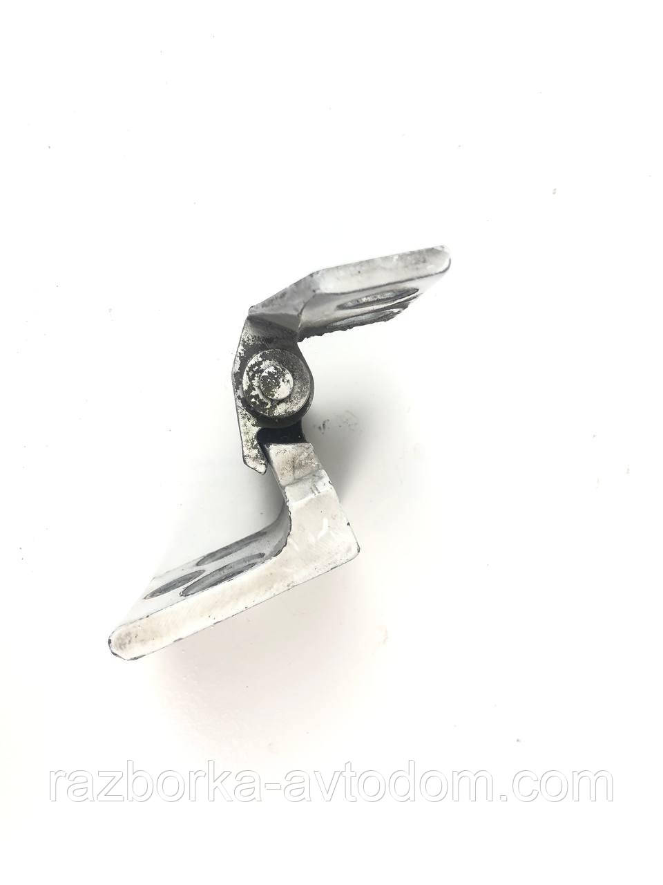 Петля дверей передня права верхня Citroen Berlingo (02-09) OE: 9035 L1