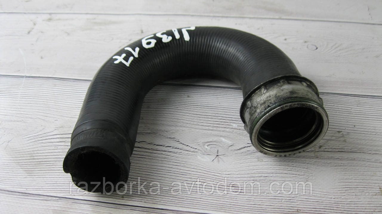 Патрубок інтеркулера Opel Combo 1.3CDTI (01-12), Fiat Doblo (09-15) 1.3 Mjtd OE:559731, 315805007