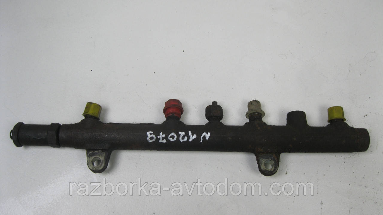 Паливна рейка (рампа) Renault Trafic, Opel Vivaro, Nissan Primastar (2000-2014) 1,9DCI OE:8200347176 фото 2