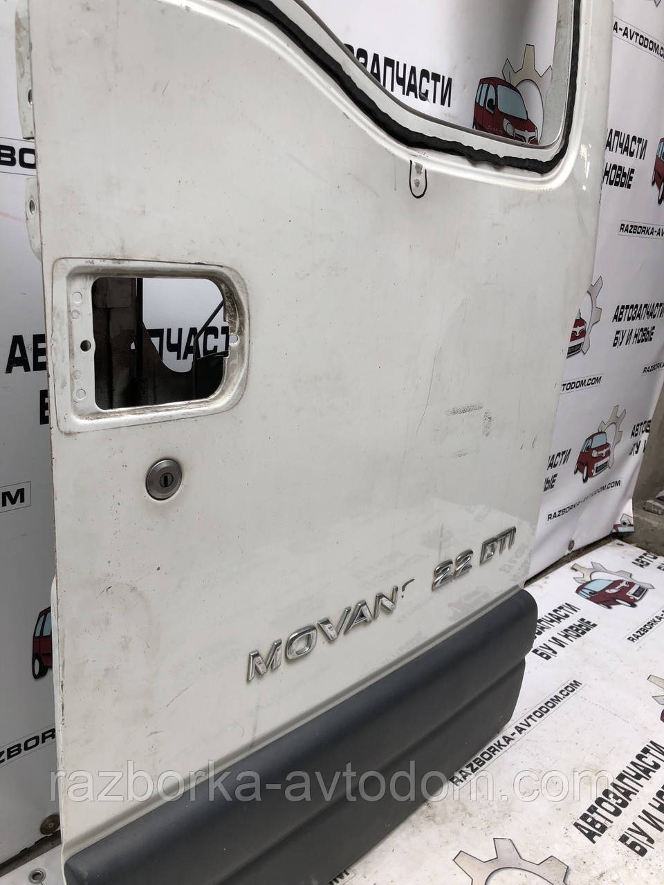 Двері задня права низька Renault Master (1998-2010)