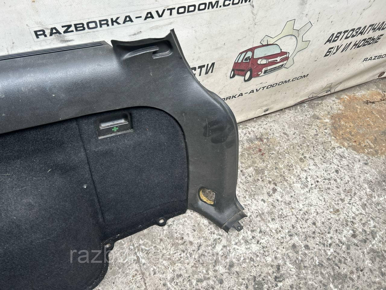 Карта багажника задня права універсал VW Passat B5(96-00) OE:3b9867427