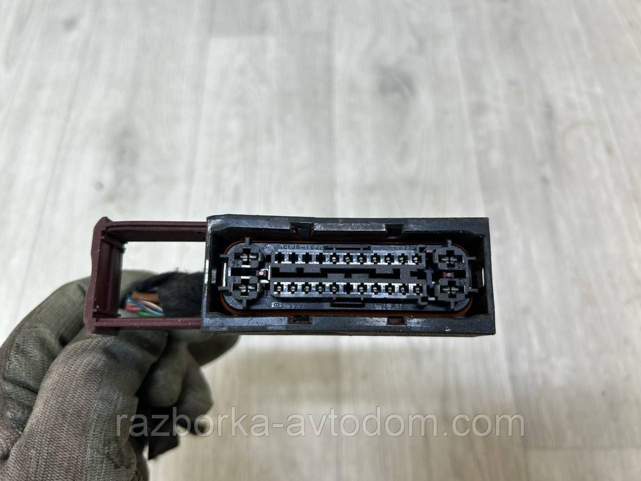 Роз'єм/фішка блока АБС ABS Opel Zafira B OE:1452645-1