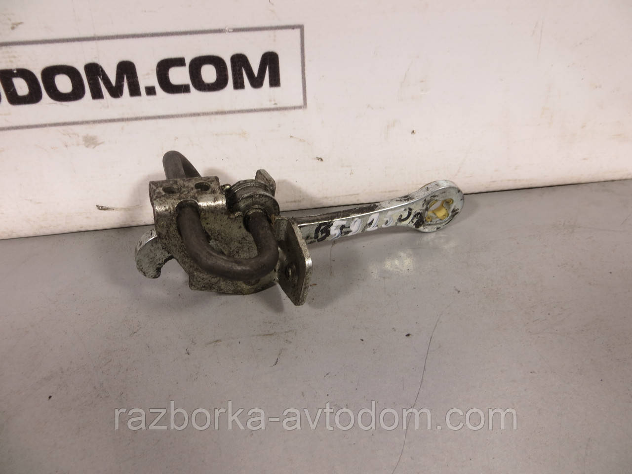Обмежувач дверей задній OPEL VECTRA B (1995-2003) ОЕ: 5160229 OE 90508651