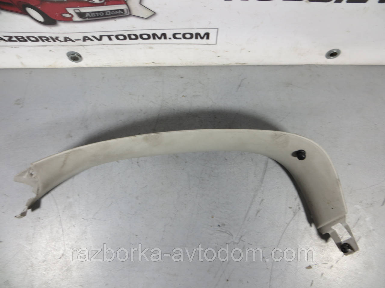 Накладка багажника задньої ляди права хетчбек Peugeot 307 (2001-2008) ОЕ: 9636901477
