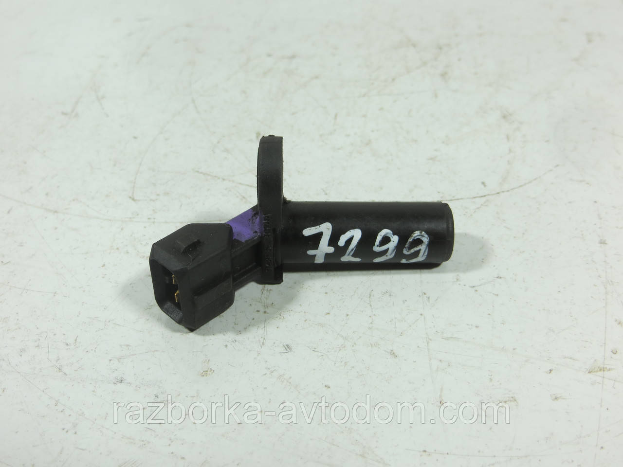Датчик положення колінвала 2.0DI, 2.4DI, 2.4TDE FORD TRANSIT (2000-2006) ОЕ: 6740816 OE 928F6C315A1F
