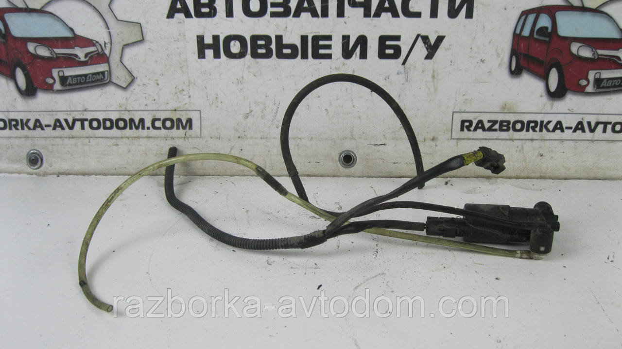 Моторчик омивача Citroen Berlingo, Peugeot Partner (2003-2008) OE:6434 75