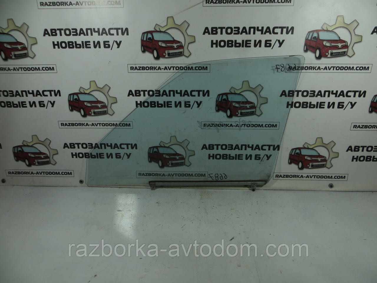 Скло правої двері (3 дверцята) Mitsubishi Lancer, mitsubishi Colt,CJO (1996-2004) Е: MR236668 фото 2