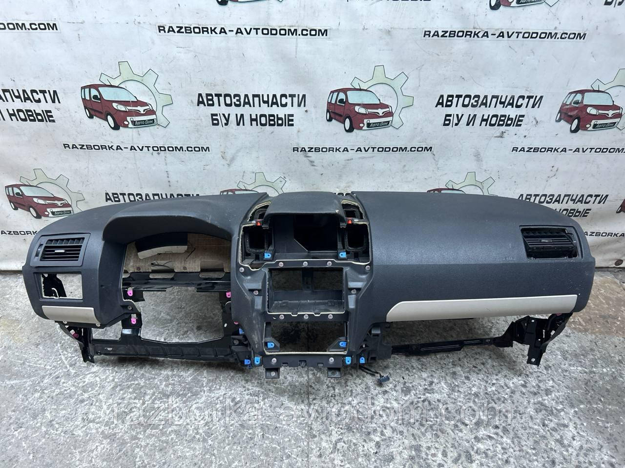 Торпеда під Airbag Opel Zafira B (2005-2010) OE:13206043