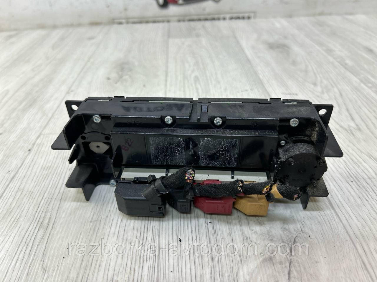 Блок керування пічки (клімат- контролем) SKODA Superb 1 (02-08) OE:3U0907044A фото 2