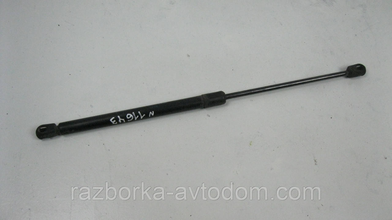 Амортизатор кришки багажника Opel Corsa C (2000-2012) OE:9114311