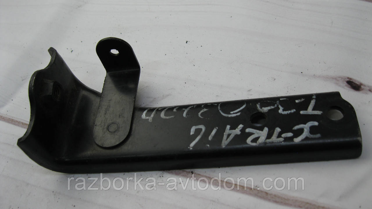 Кронштейн кріплення інтеркулера Nissan X-trail T30 (2001-2007) OE:144878H840