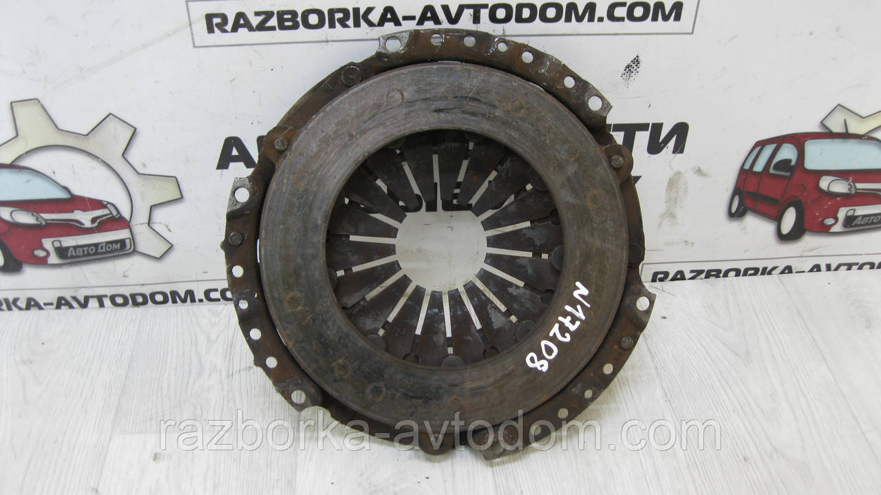 Кошик зчеплення Luk Nissan Bluebird U12, T12, U11 1.8/2.0I OE: 30210Q9015