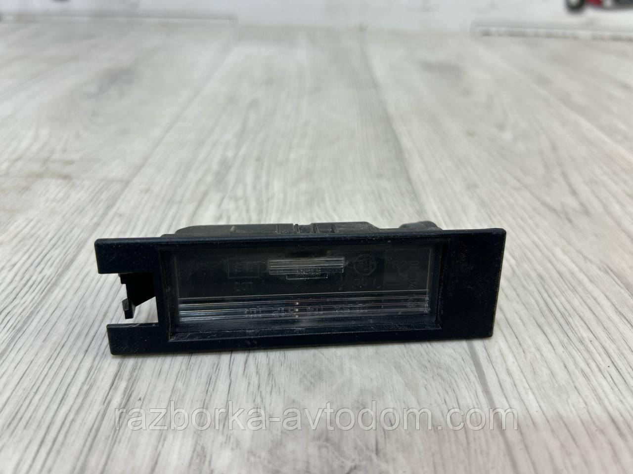 Ліхтар підсвітки номера Opel Corsa C (00-06) OE:09164143