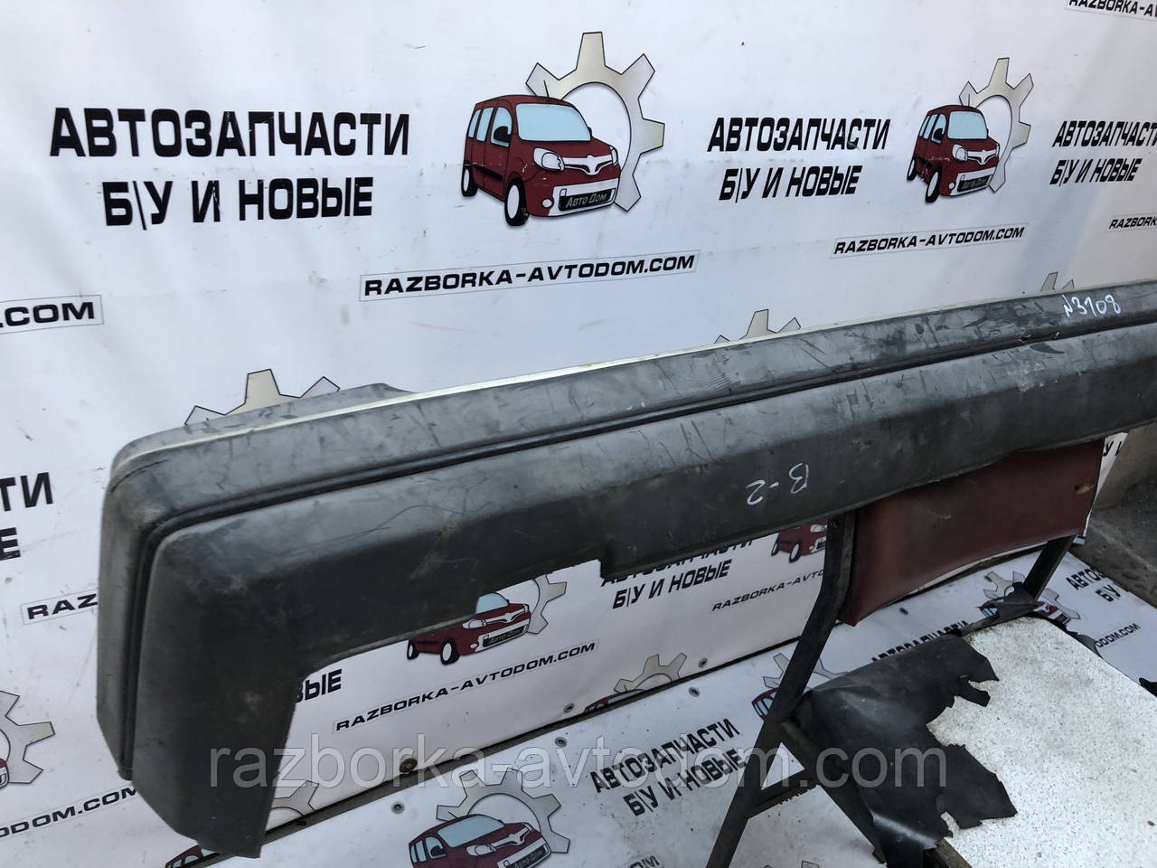 Бампер задній універсал VW Passat B2 (80-85) 331807421H