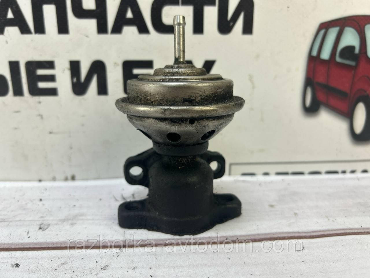 Клапан EGR ЕГР 1,9TD VW Passat B5, Transporter T4, Caddy, Audi A4 B5 OE:028131501l