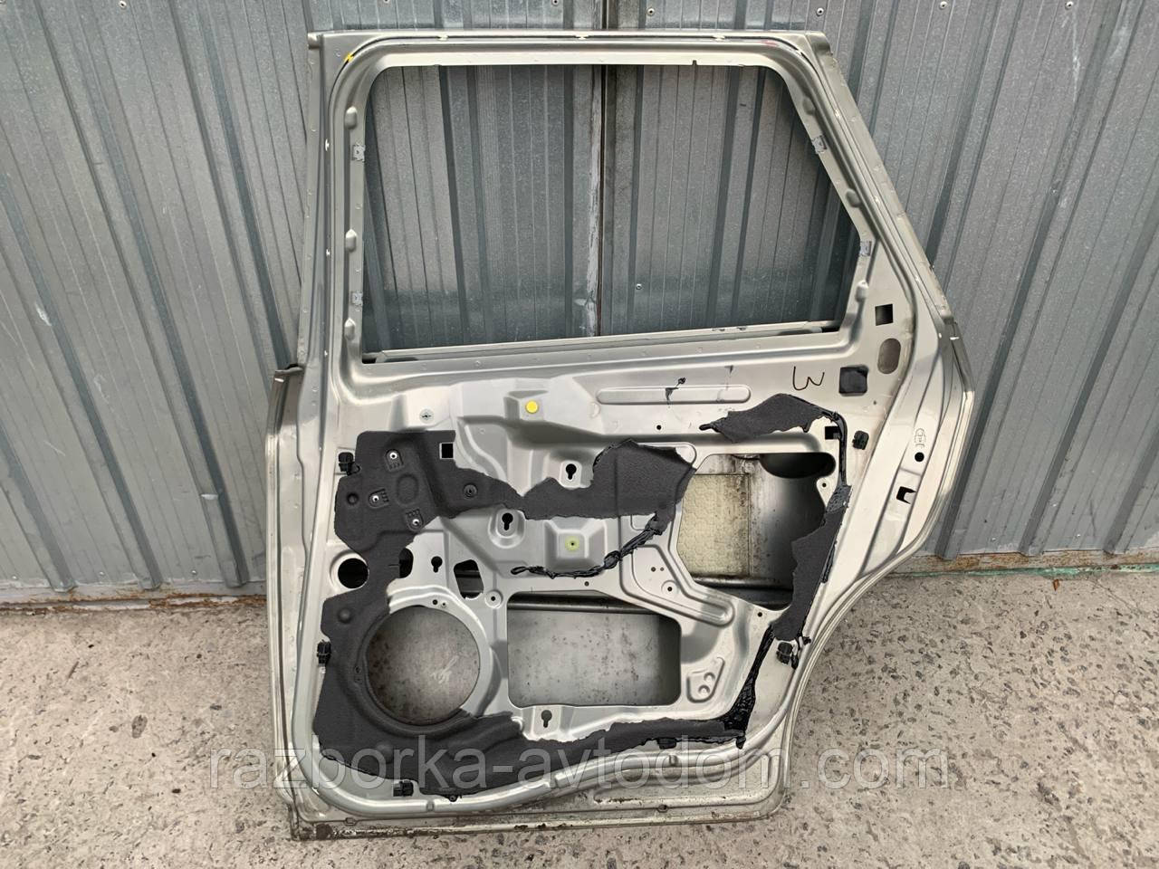 Двері задня права (універсал) Ford Mondeo (07-10) OE: 1582403 (колір Chill)