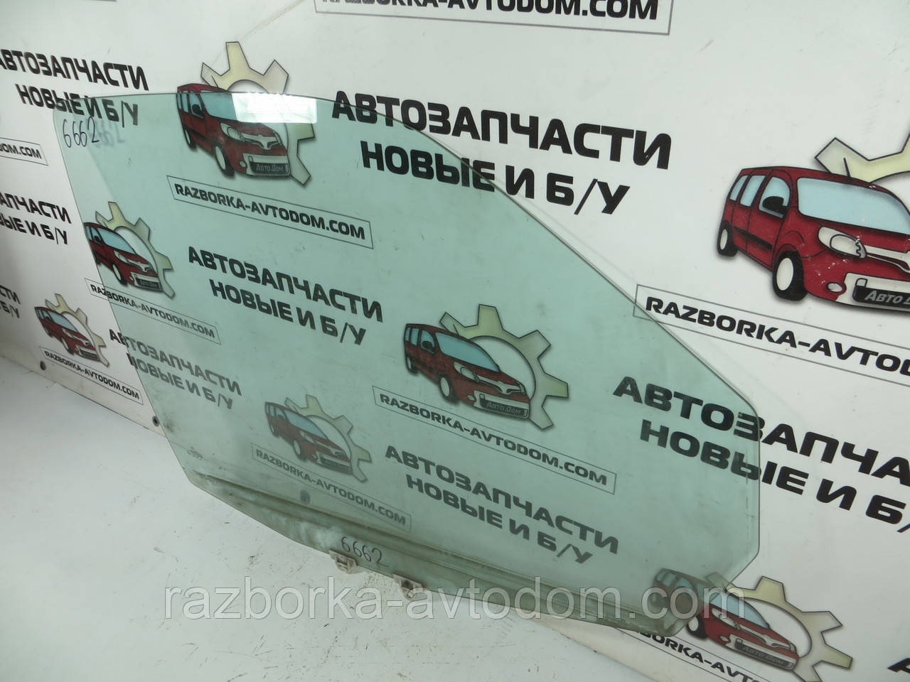 Скло дверей переднє праве MERCEDES-BENZ Vito W638 (1996-2003) ОЕ: A6387200220 OE A6387200420