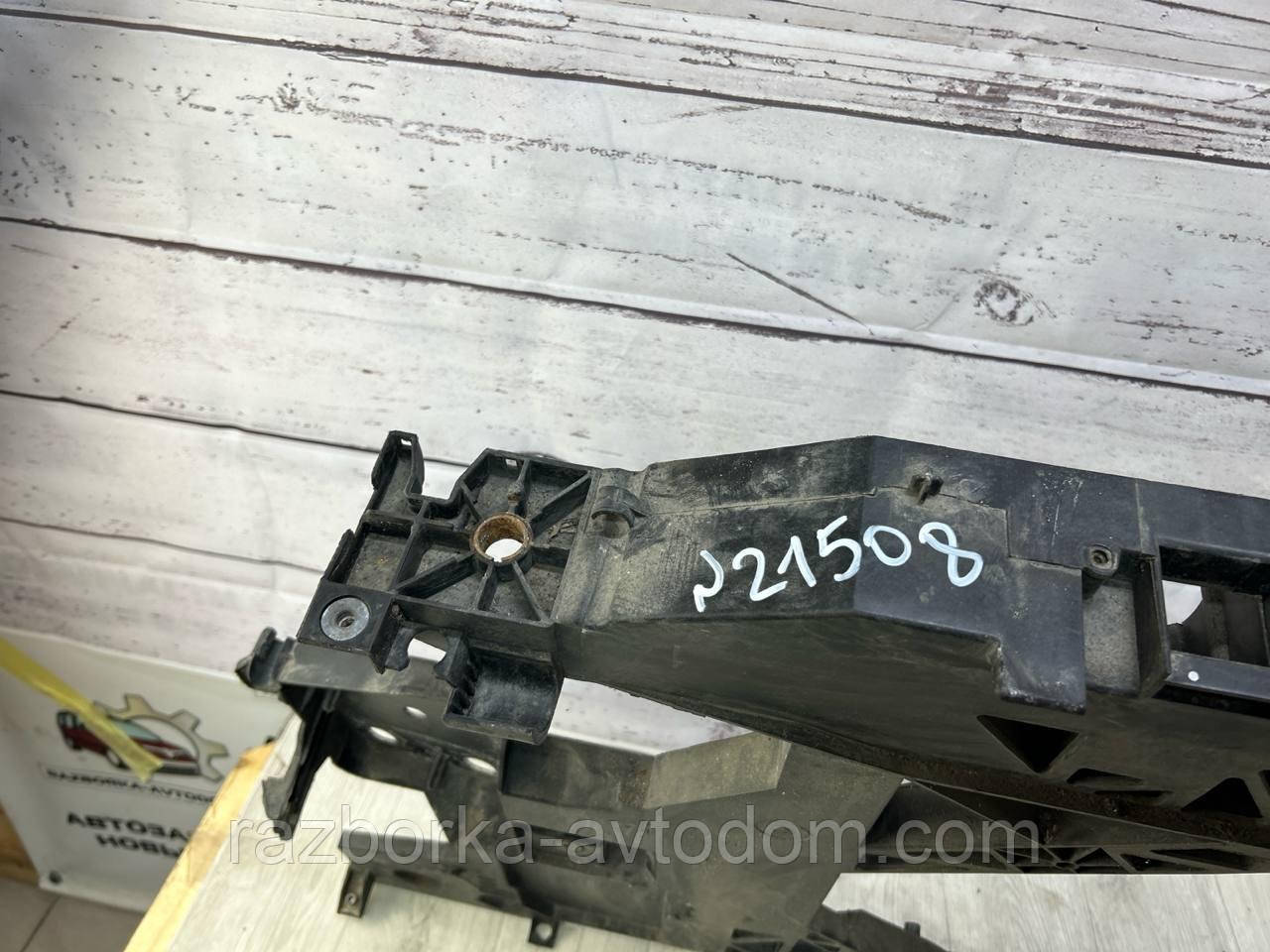 Панель передня (телевізор) Renault Scenic 3, Grand Scenic 3 (09-16) OE:752100007r Б/У Оригінал