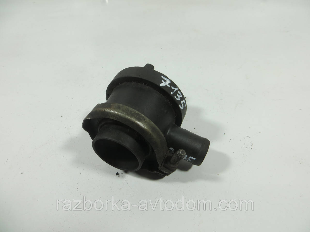 Редукційний клапан VW JETTA II, Golf 2 (1983-1992) ОЕ: 3900160942 OE 68129633