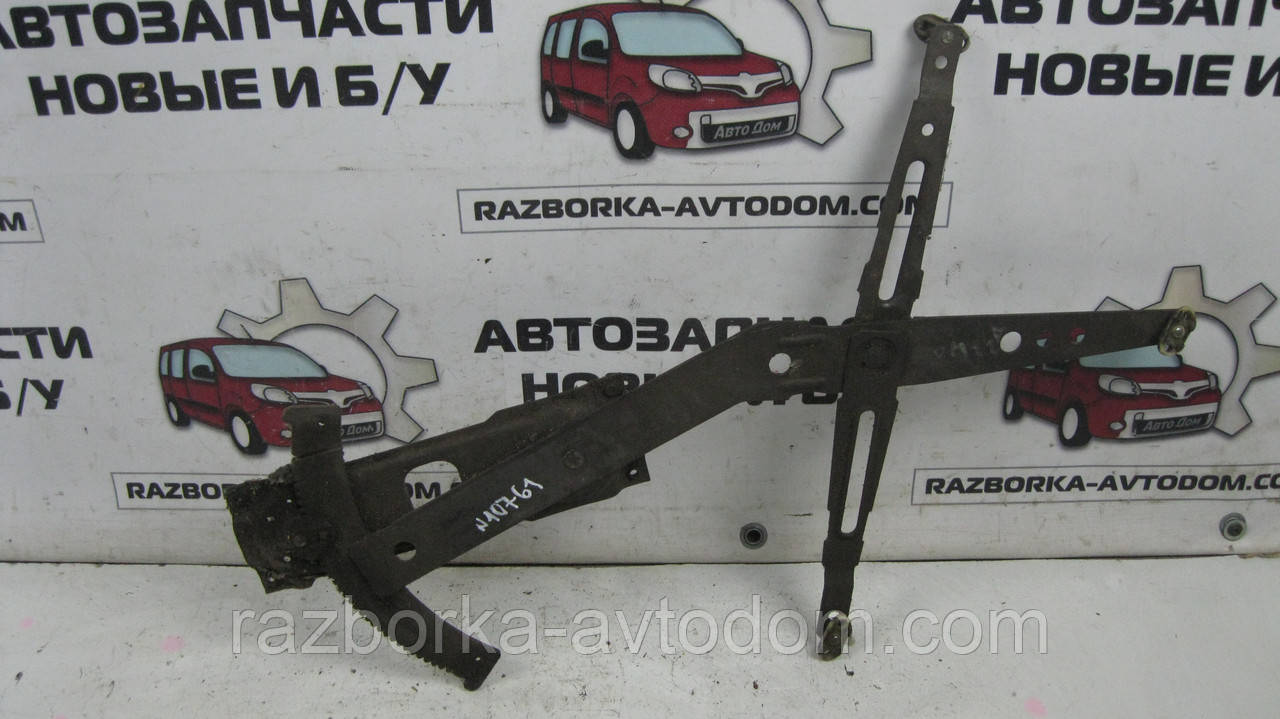 Склопідіймач передній правий (механічний) Opel Kadett D (1979-1984) OE:90069706
