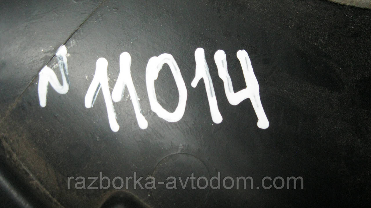 Обшивка правого боку багажника VW Passat B5 (1997-2000) Універсал OE:3B9867428