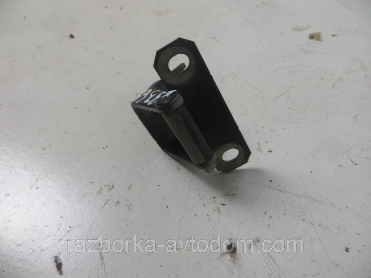 Петля кришки багажника Renault Megane 3, Scenic 3 (2009-2016) OE:C270332
