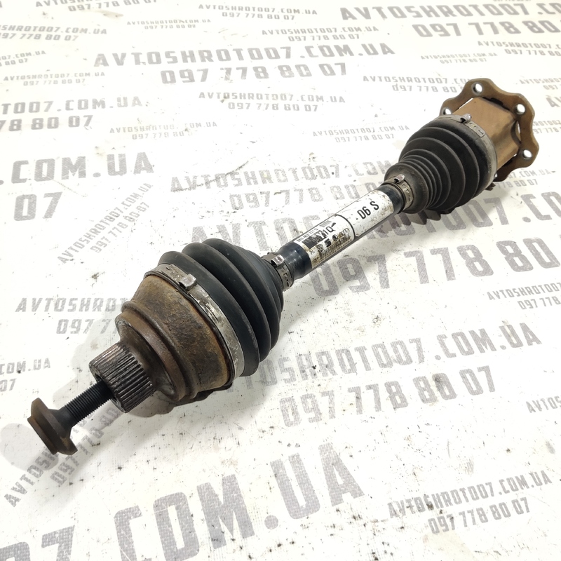 Привід передній Audi A4 B8 (07-15) 2.0D 8K0407271Q