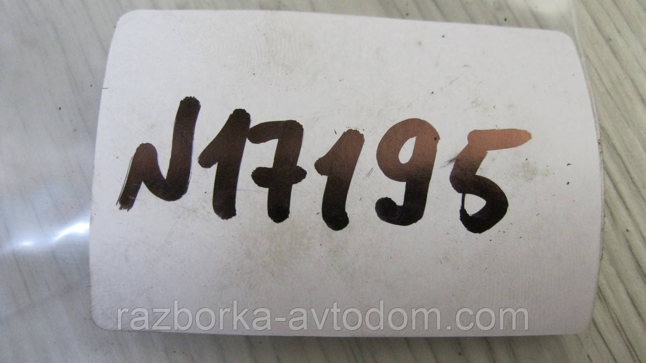 Форсунка дизельна VW Golf 2, Jetta 2, Audi 80 B3, Iveco Daily E3 1.6/2.3D OE: 068130201N