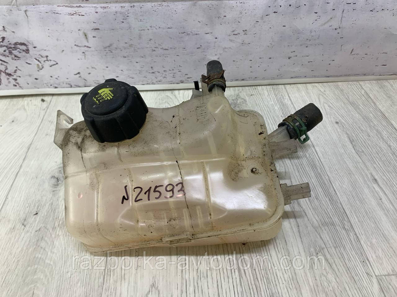 Бачок розширювальний Renault Scenic 3, Grand Scenic 3, Megane 3, FLUENCE OE:217100005r