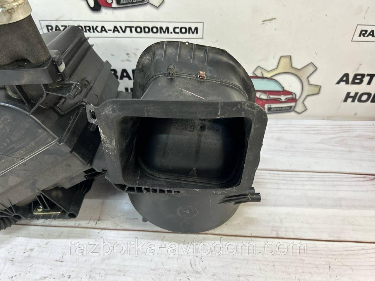 Корпус печива голий 1,9TD VW Passat B5 (96-05) OE:8d1820005h
