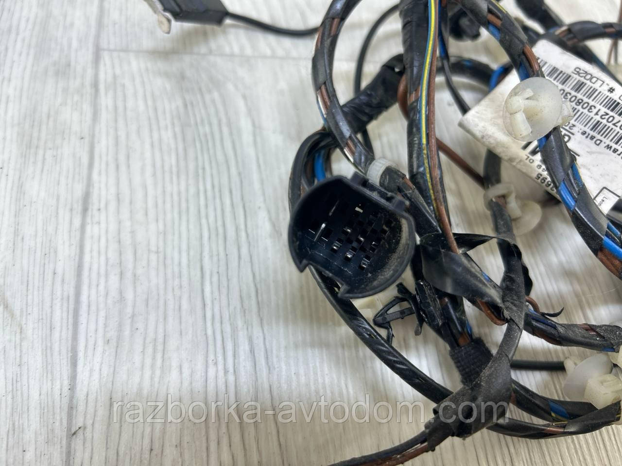 Провід кришки багажника (хетчбек) OPEL ASTRA H (05-10) OE:24467690