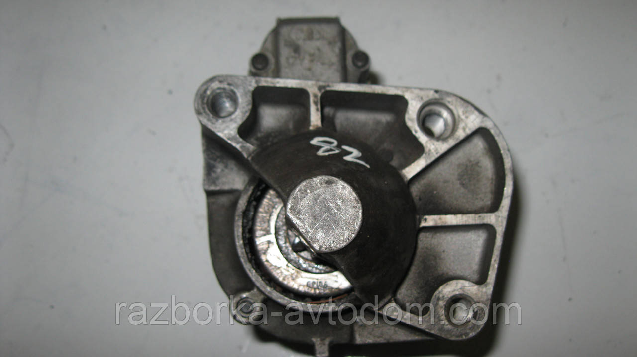 Стартер CS1174 б/у (Valeo) Renault Kangoo, Laguna, Megane, SCENIC, SYMBOL, THALIA, Nissan KUBISTAR (8зуб) 12V OE 440787