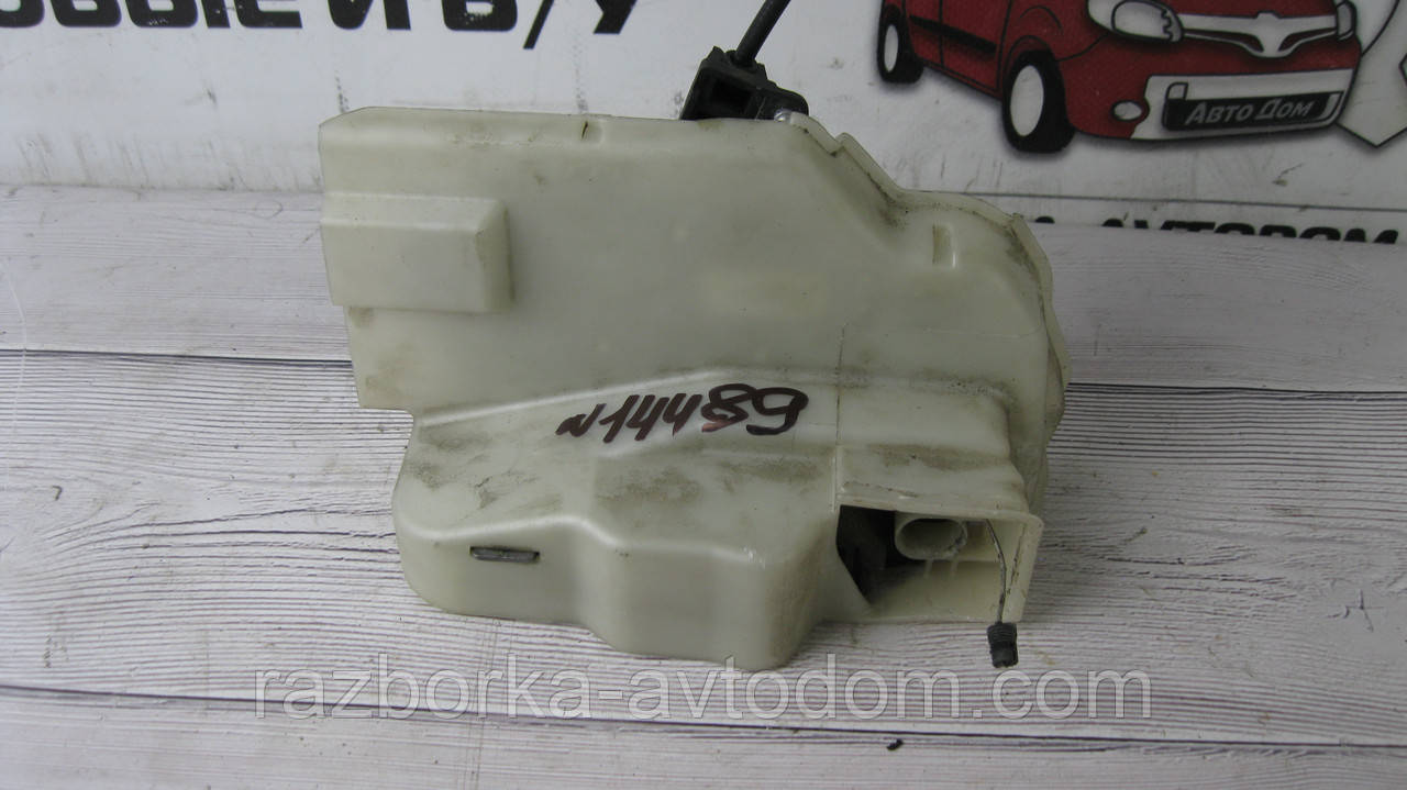 Замок дверей передній лівій VW Touran (2003-2010), Touareg (03-06), Skoda Octavia A5, OE:3D2837015K