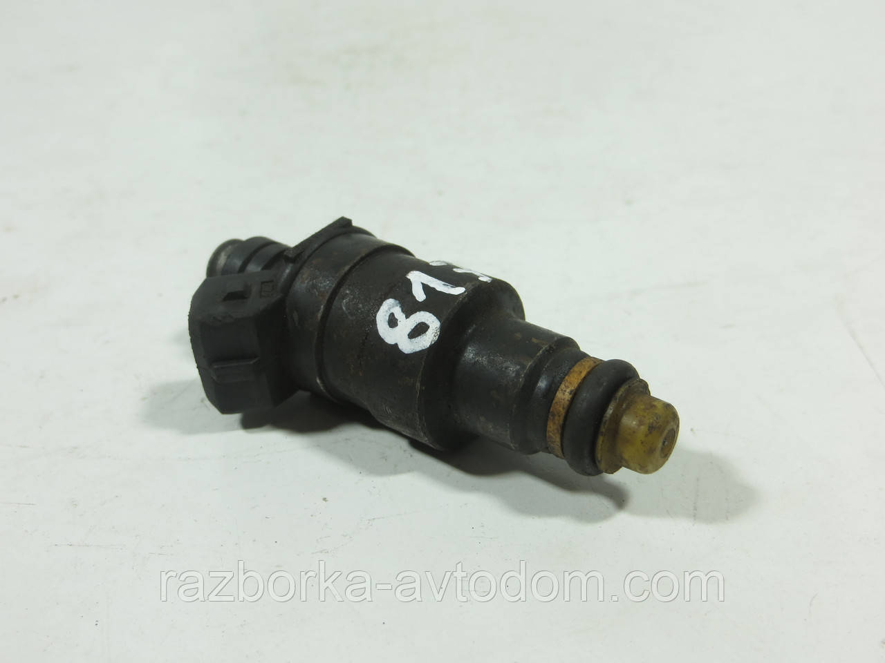 Форсунка бензинова 2.0, 2.3 BMW 3 E30, 5 E28, VOLVO 240, 740, ROVER MONTEGO (1982-1994) OE 280150209