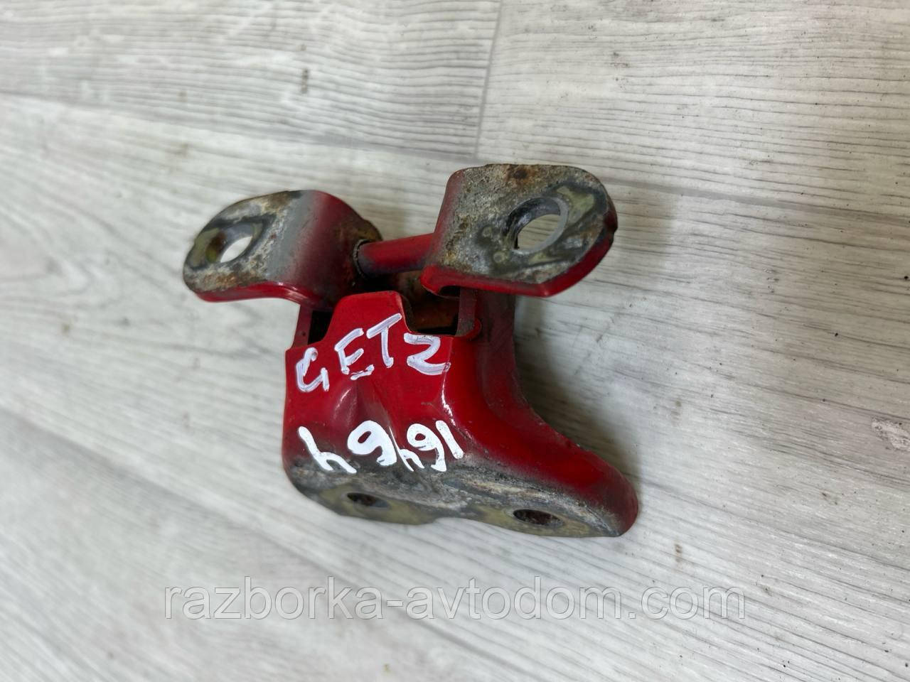 Петля дверей передньої лівої (нижня) Hyundai Getz (2002-2010) OE:793151C000