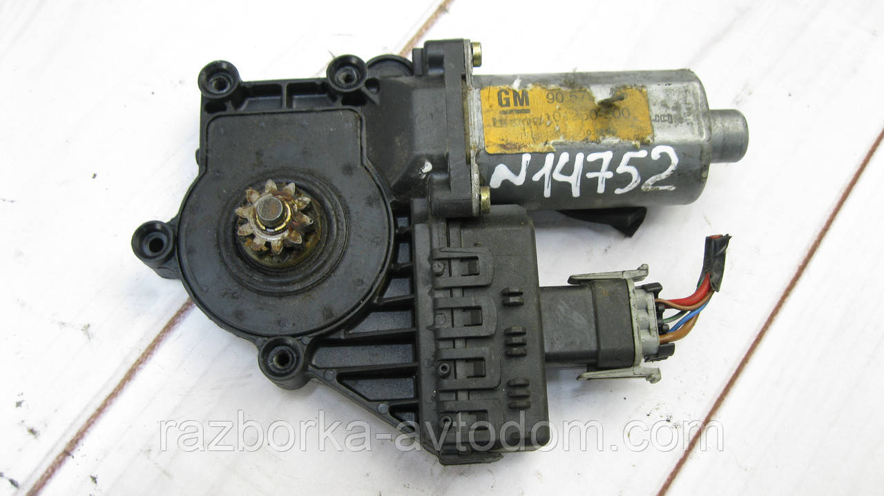 Моторчик склопідіймача двері передньої правої Opel Zafira A (1999-2005) OE:90579356