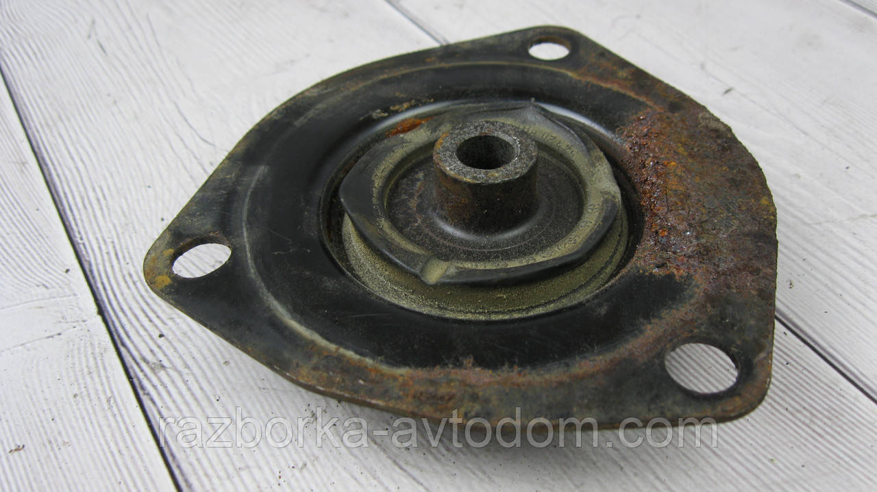 Опора стійки заднього амортизатора Nissan X-trail T30 (01-08) OE:543208H320