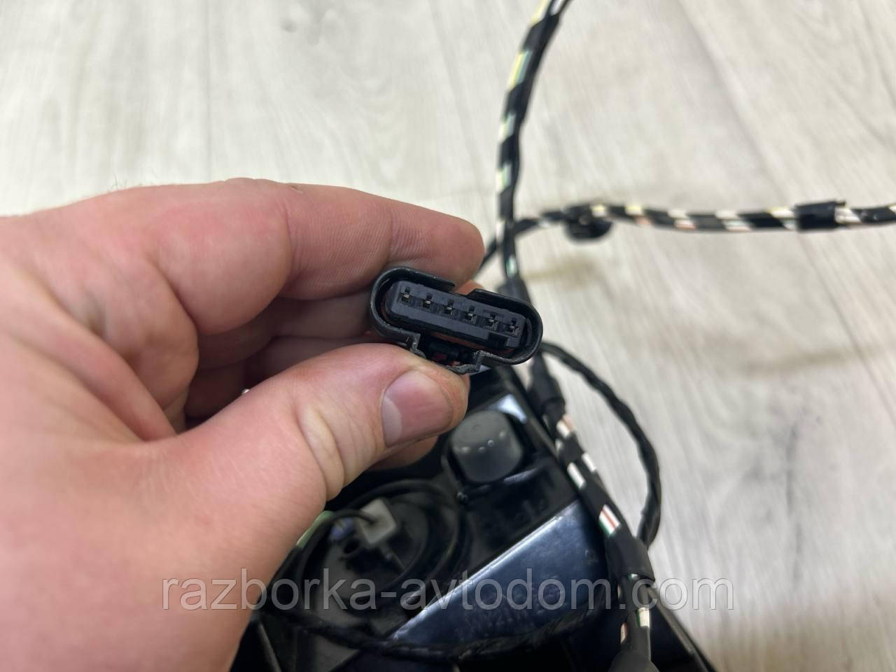 Покажчик повороту в бампері (повторювач) лівий Jeep Wrangler JL (18-23), Gladiator (20-23) OE:68293126AH Б/У OE 68293127AA