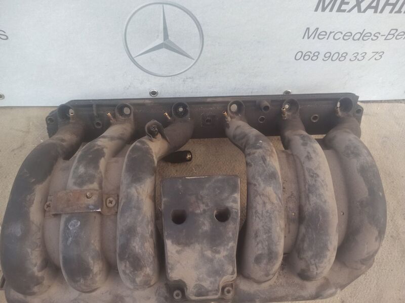 Впускний колектор Mercedes-Benz E-Class W124