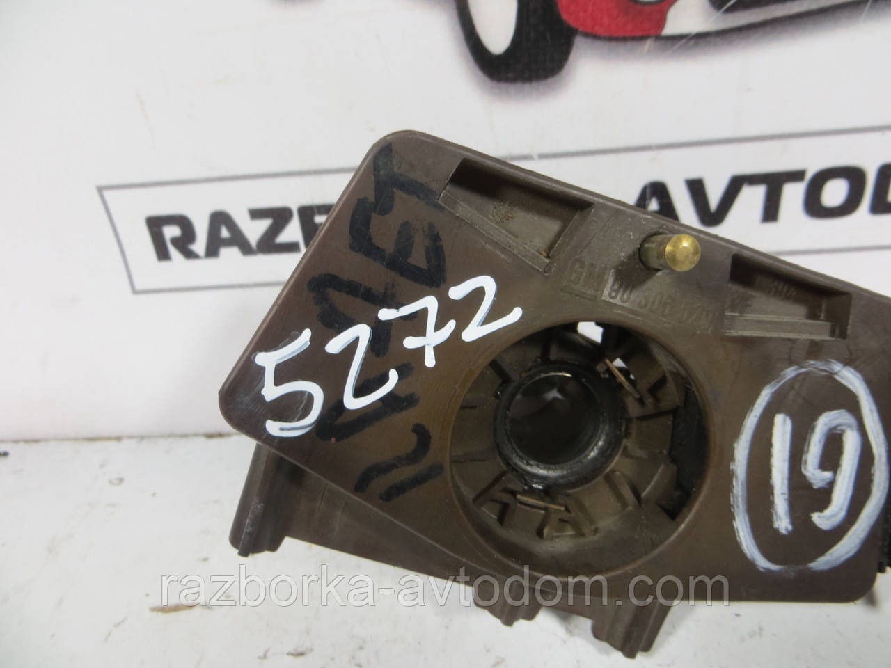 Підрульовий перемикач правий Opel Kadett OEM 90243395