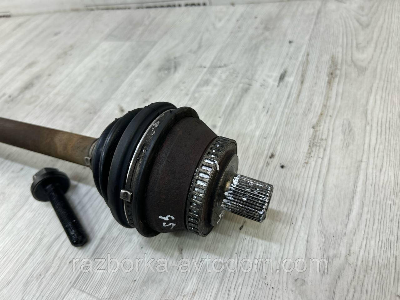 Напівось передня права/лівая (привод) 38 шліц VW Passat B5, Skoda Superb, Audi A4, A6 OE:8D0407452LX OE 8D0407272BB