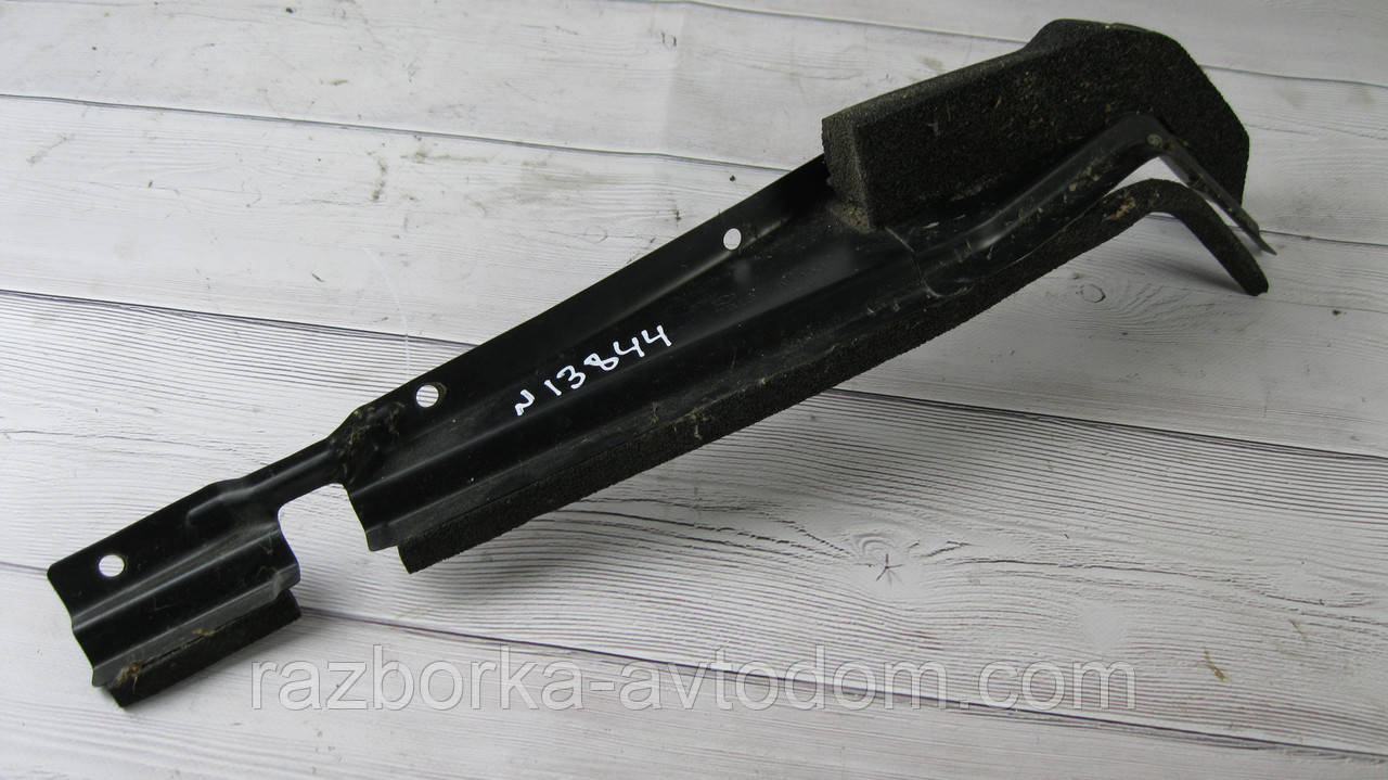 Пильник накладка крила переднього лівого (внутрішня) Nissan X-trail T30 (01-07) OE:631318h300 фото 2