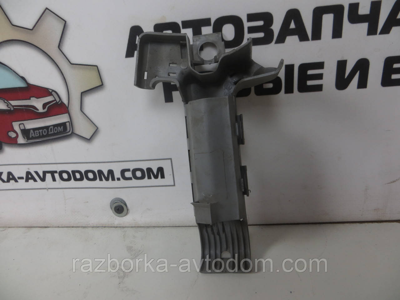 Кронштейн кріплення замка запалювання Opel Zafira A (1999-2005) OE:90559657