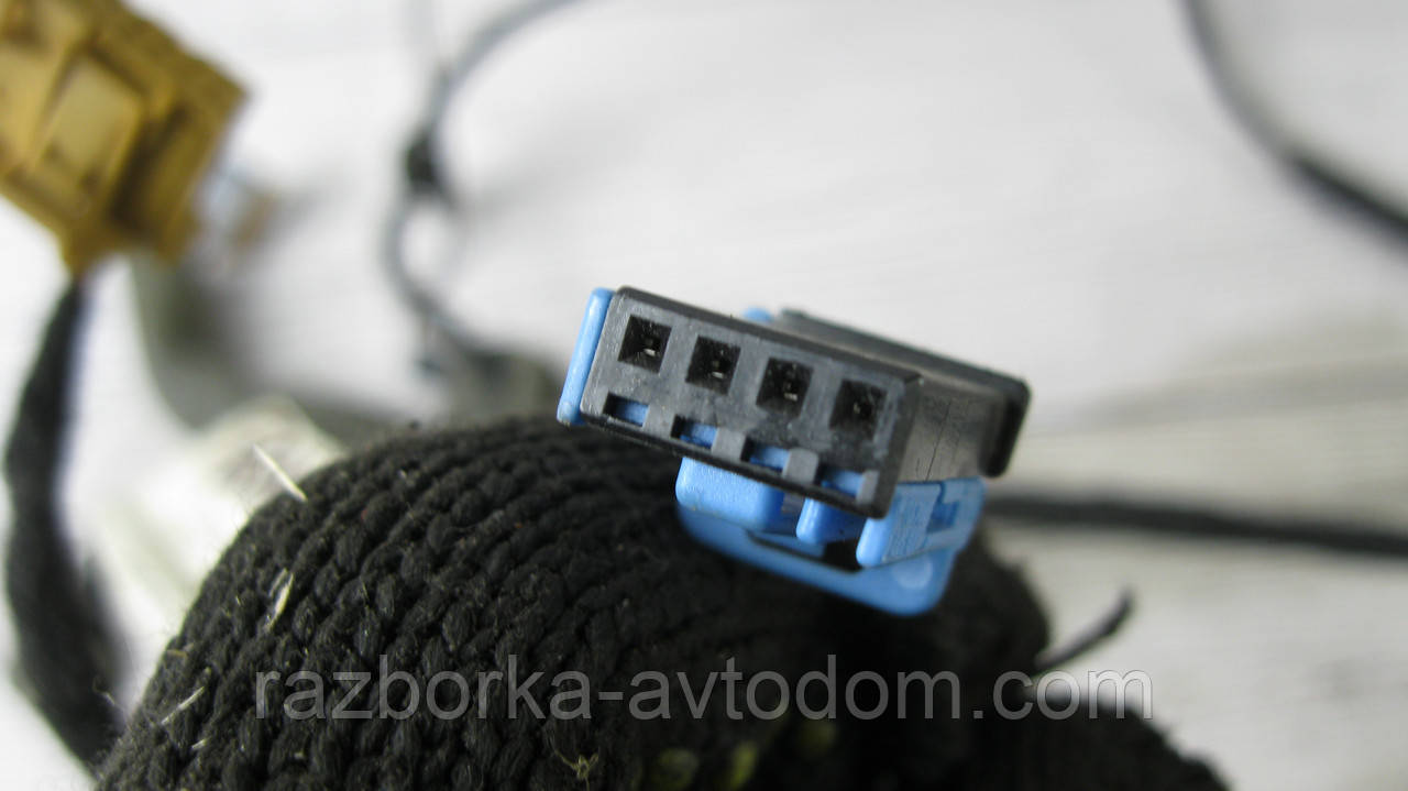 Дріт дверцят передньої лівої VW Touran (2003-2010) OE:1T0971557S