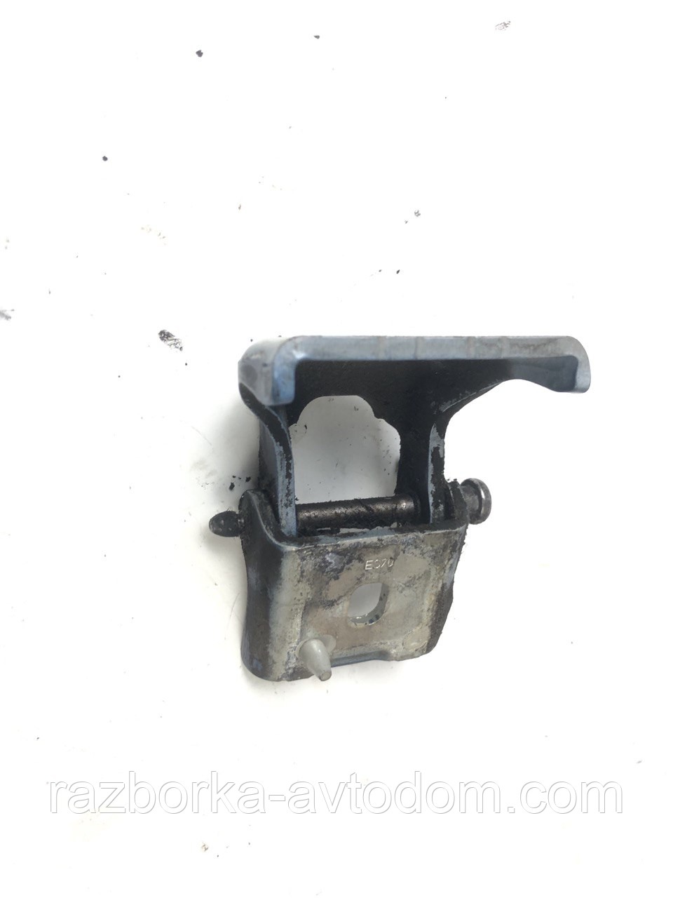 Петля дверей передня ліва нижня Citroen C4 (04-08)