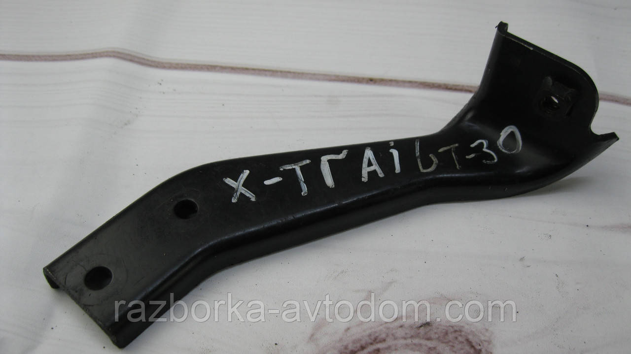 Кронштейн кріплення інтеркулера Nissan X-trail T30 (2001-2007) OE:144878H820