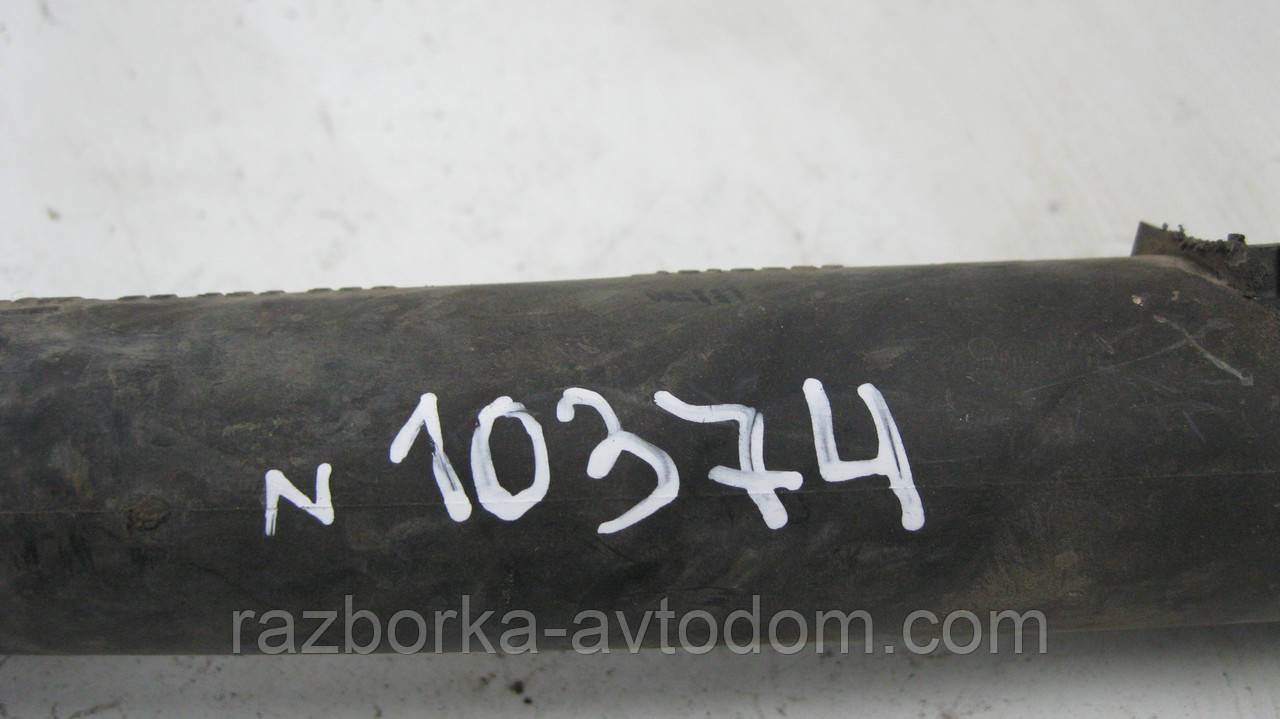 Патрубок радіатора Opel Vectra B 1.8i (1995-2002), Astra G (1998-2005), Corsa A (1982-1992) OE:90323360